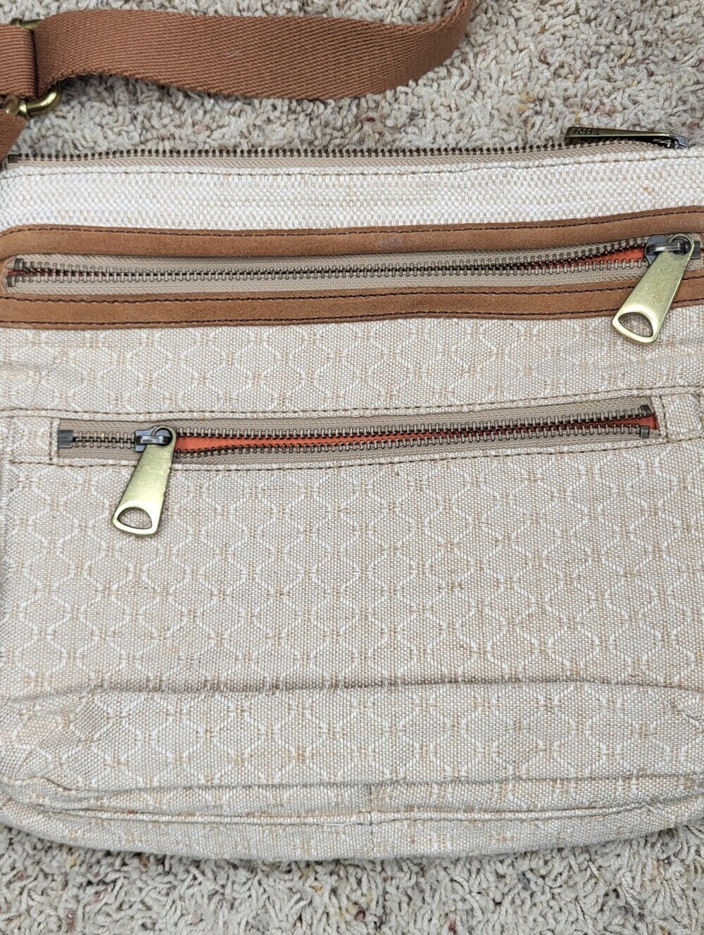 Fossil Vintage Cream Canvas Crossbody with Tan Leather Trim - Picture 4 of 5